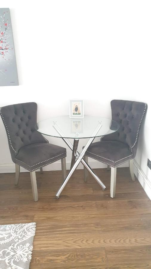 Cozy Muswell Hill 1-Bedroom Flat ลอนดอน ภายนอก รูปภาพ